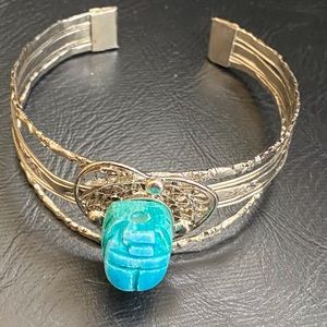 Costume jewelry silver tone bracelet